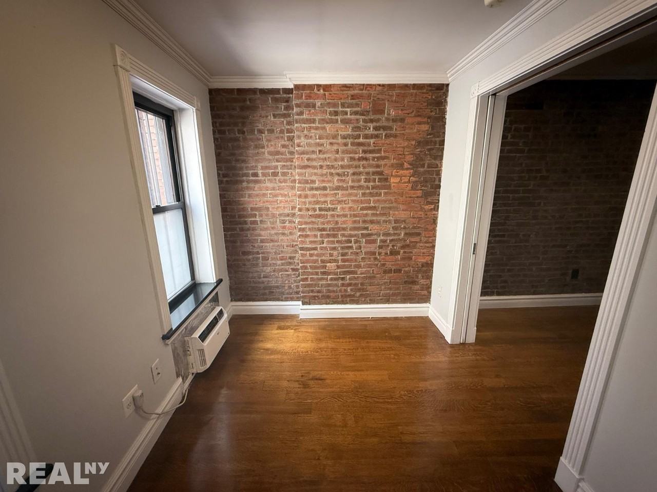 W 53rd St #4C - Photo 6 of 8