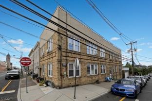 217 Macarthur Ave #1R - Photo 1 of 1