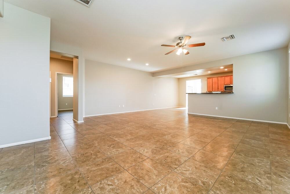 7554 S Ocean Port Dr - Photo 3 of 16