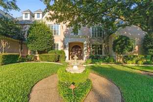 1713 Broadmoor Dr - Photo 1 of 1