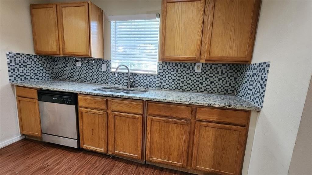 1309 Bridges Street - Photo 7 of 27