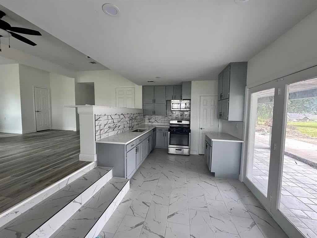 424 Martin Duke Rd - Photo 5 of 35