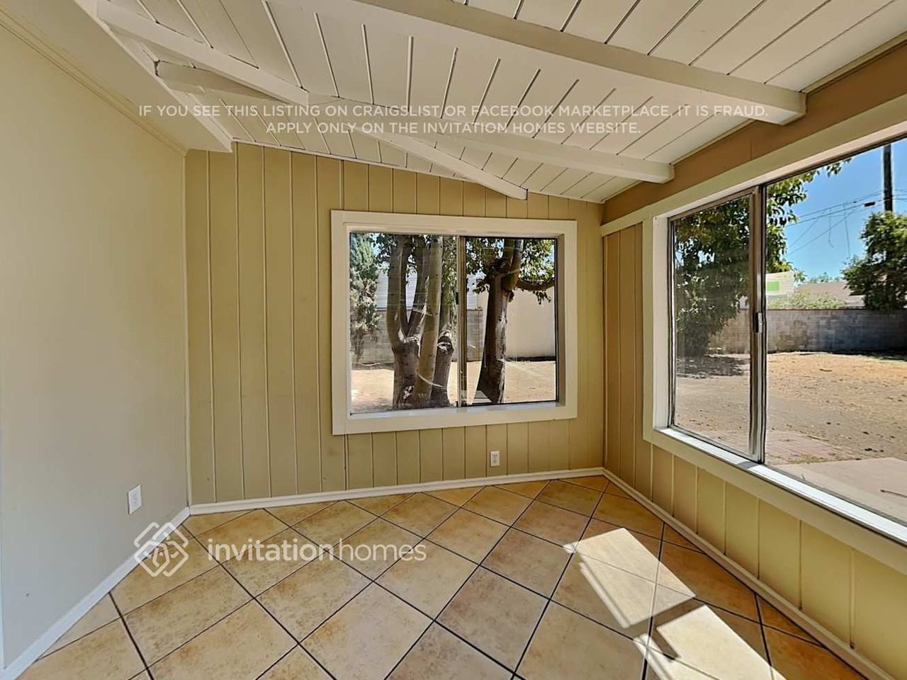 15042 Romar St - Photo 5 of 18