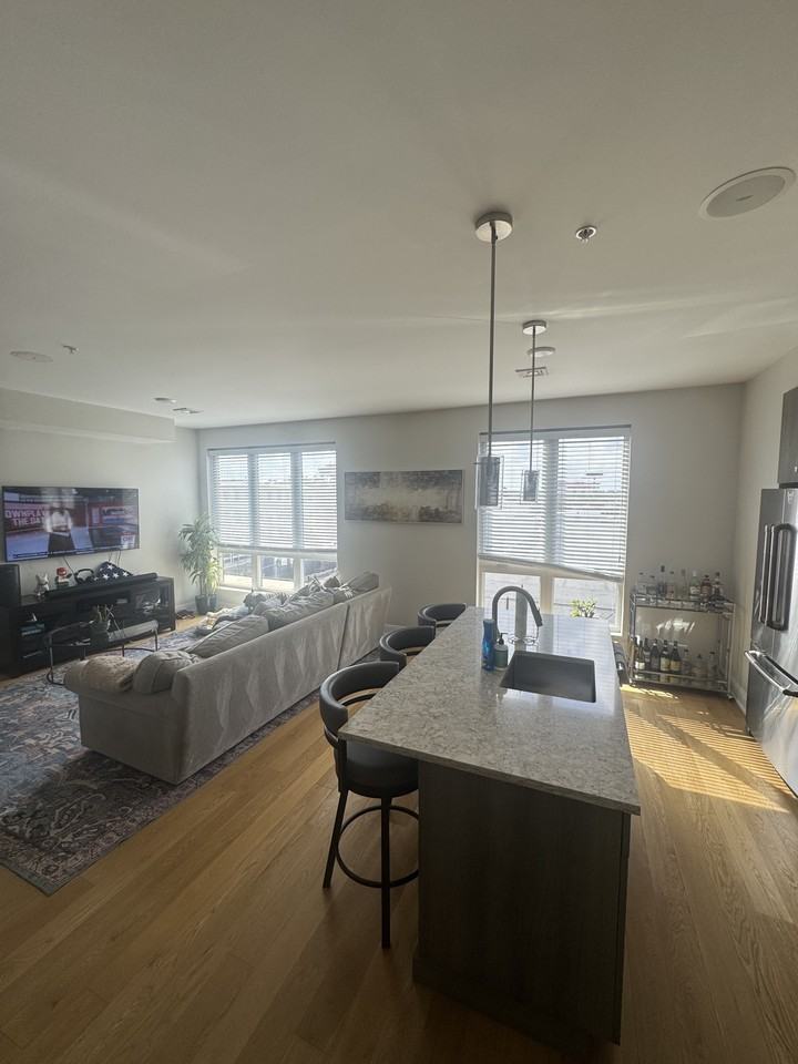 530 Dorchester Avenue #3 - Photo 2 of 10