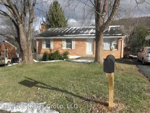 4726 Jacklin Dr NE - Photo 2 of 21