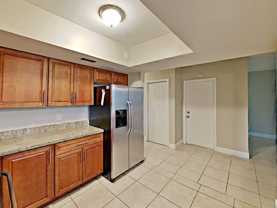 5261 Sw 8th Ct - Photo 1 of 1