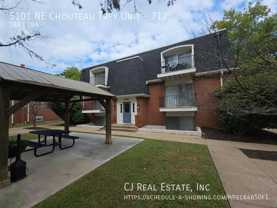 5101 Ne Chouteau Trfy #712 - Photo 1 of 1