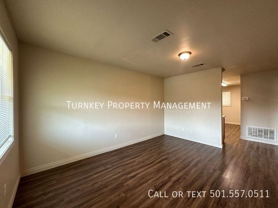 5005 N Walnut Rd Bldg 4 #14 - Photo 4 of 13