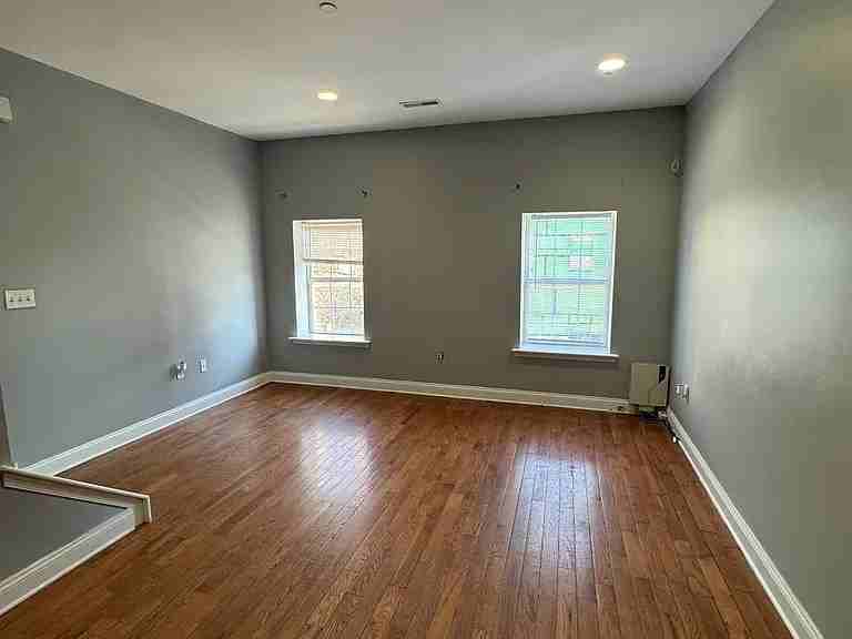 2212 North 16th Street #FL 2 - Photo 7 of 10