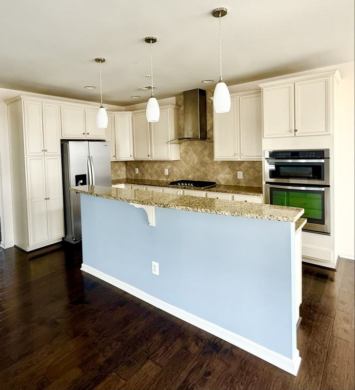 23479 Buckland Farm Ter - Photo 2 of 17