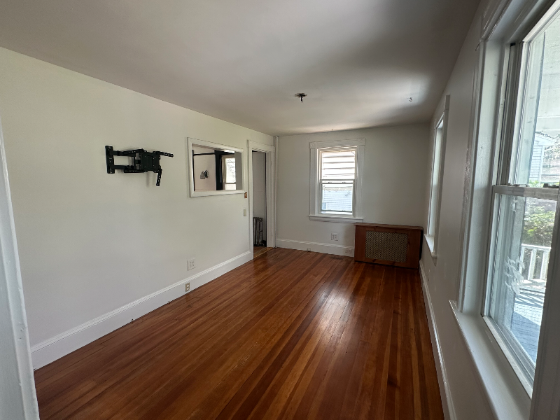 17 1/2 Domenick St - Photo 3 of 19