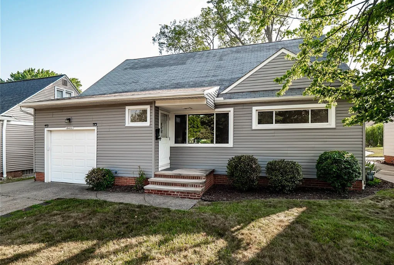 16402 Webster Rd - Photo 2 of 20