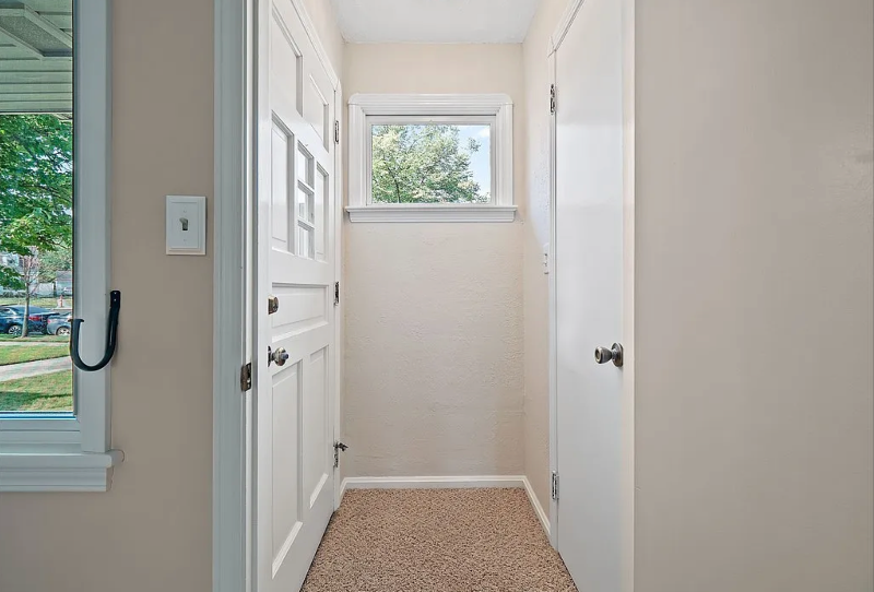 16402 Webster Rd - Photo 4 of 20