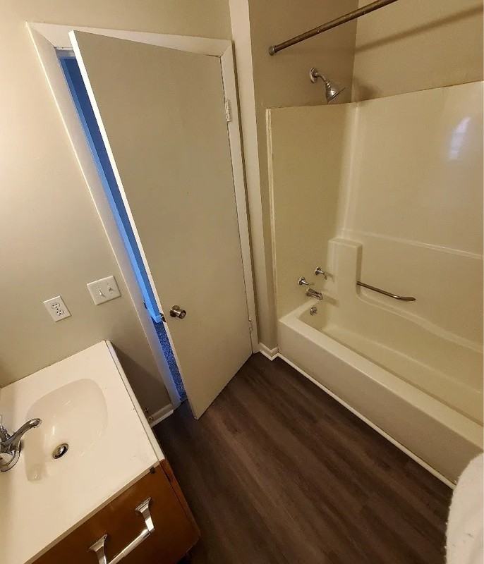 1723 Westchester Dr - Photo 6 of 14