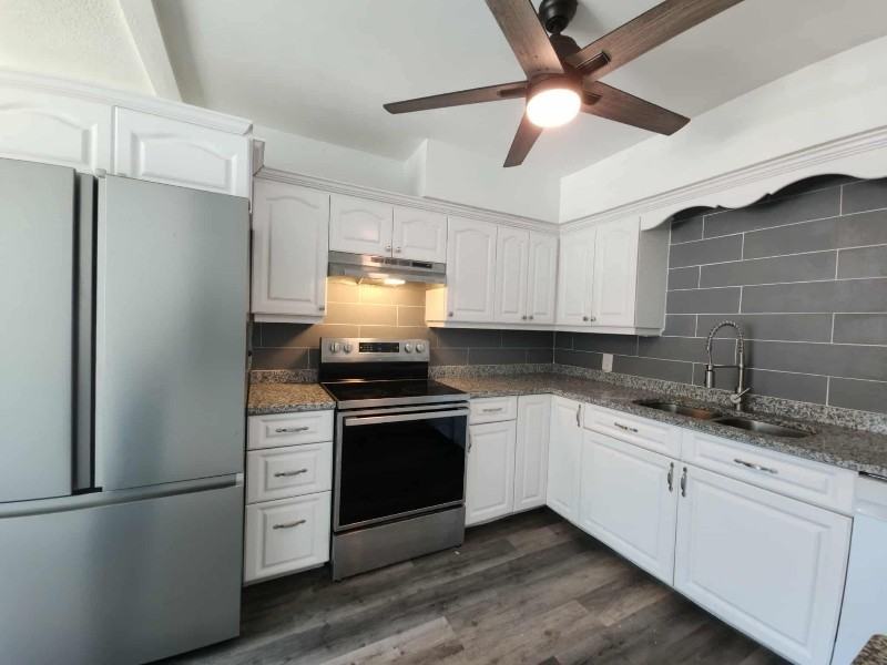 3107 37th Ave W #A - Photo 3 of 36