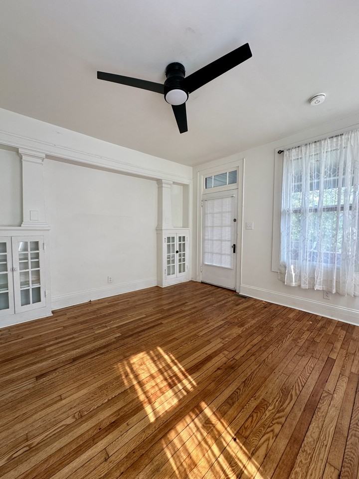 319 E Scott Ave #1 - Photo 3 of 15