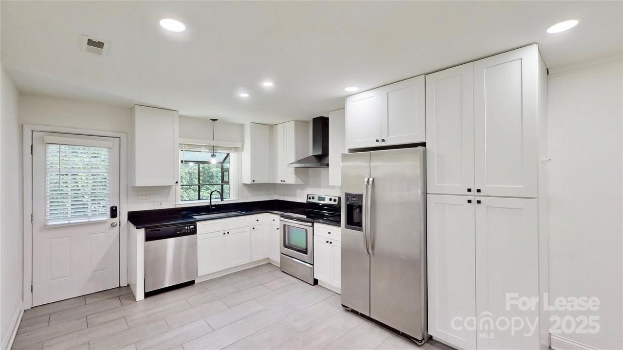 3414 Bonneville Drive - Photo 3 of 19