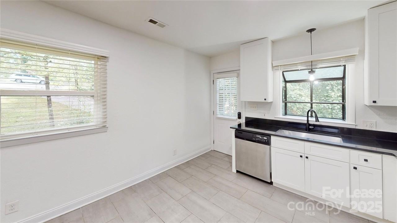 3414 Bonneville Drive - Photo 6 of 19