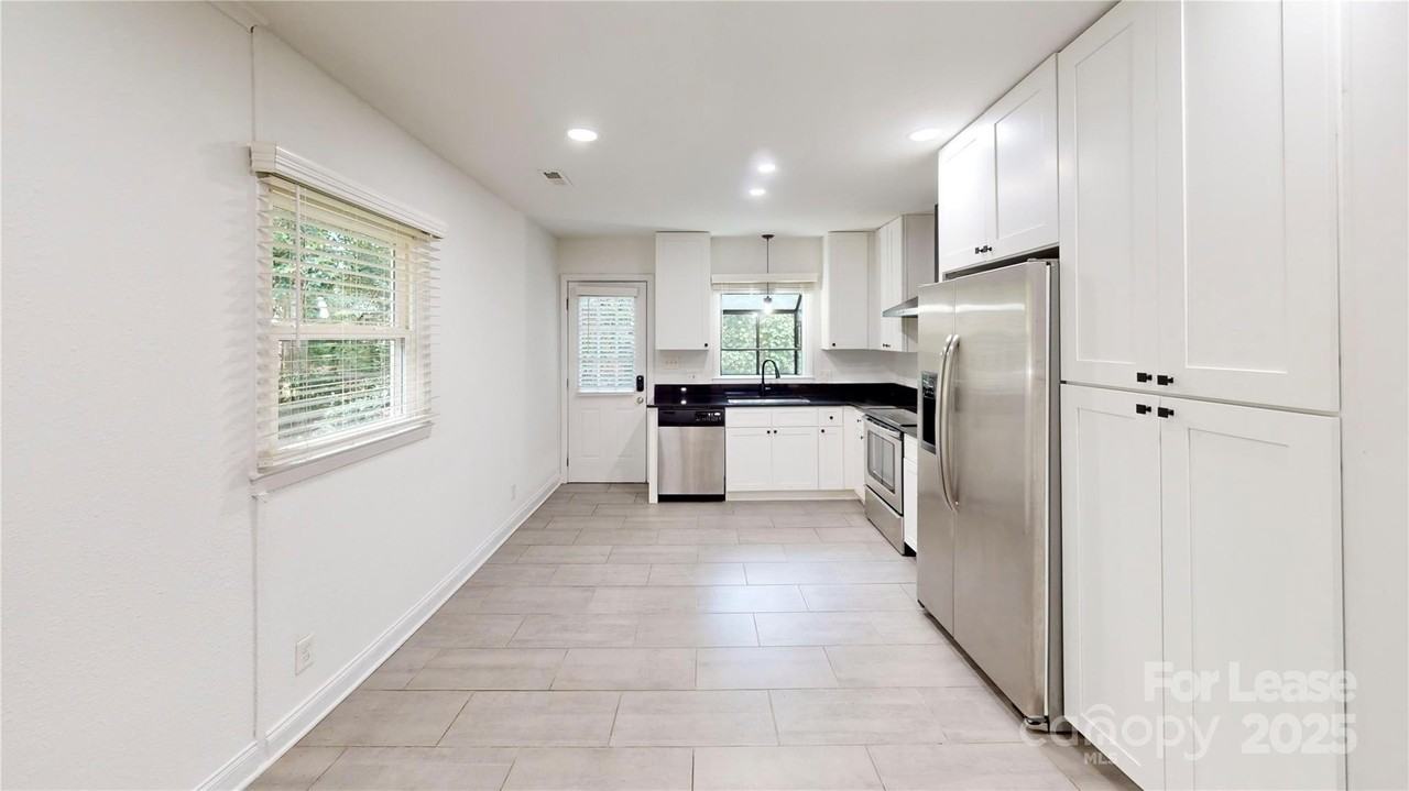 3414 Bonneville Drive - Photo 7 of 19