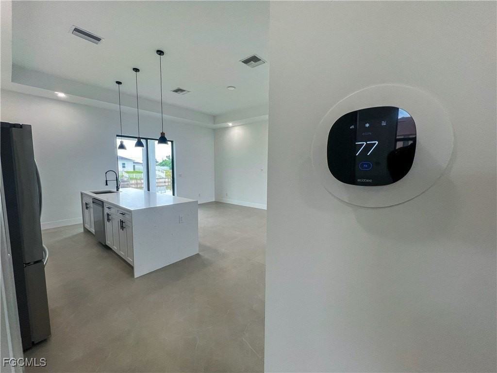 1302 Nw 13th Ter - Photo 3 of 22