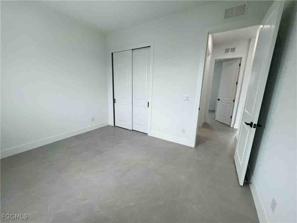 1302 Nw 13th Ter - Photo 7 of 22