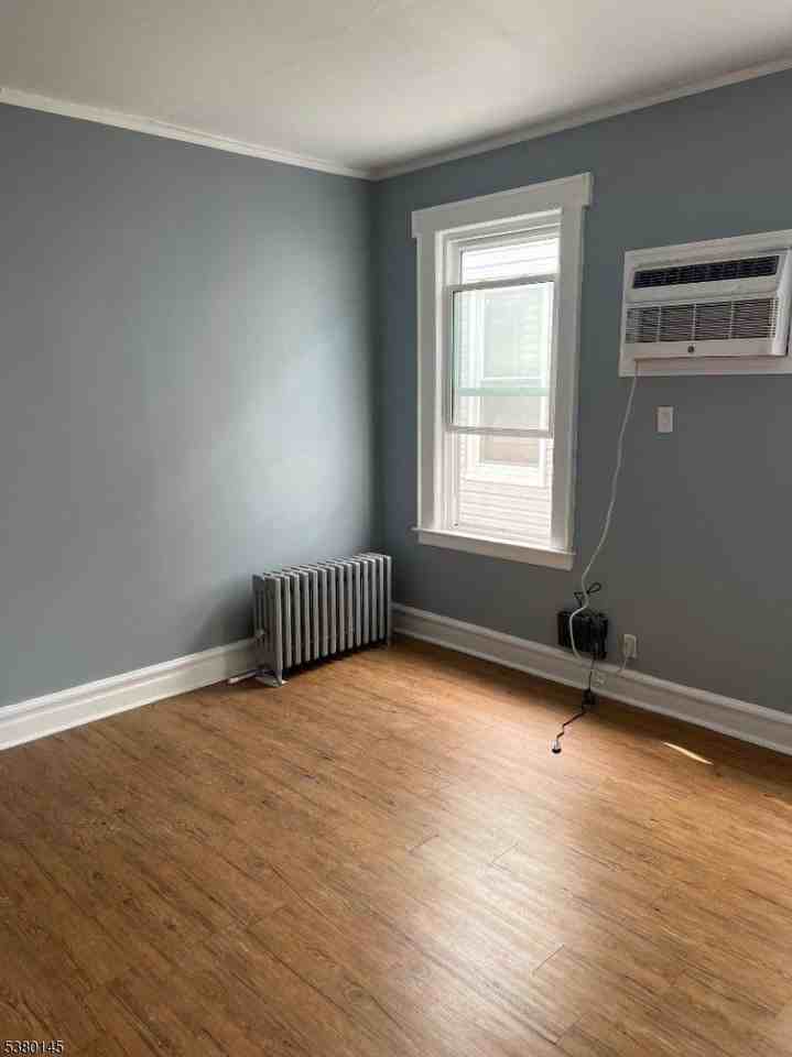 816 S 19th St #2R - Photo 4 of 18