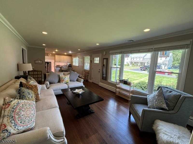 29 Forest Trl - Photo 3 of 13