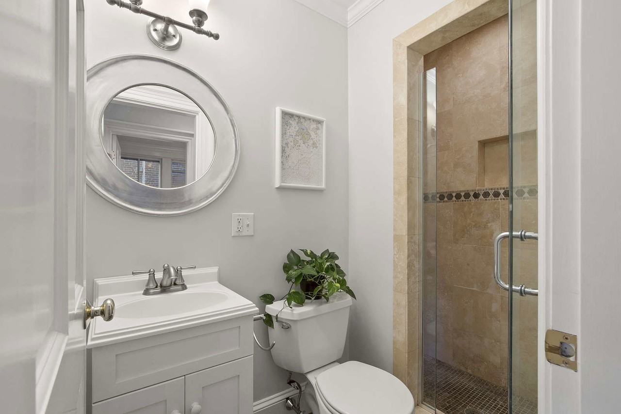 244 Beacon St #11 - Photo 6 of 8