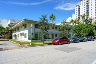 260 Navarre Ave #4 - Photo 1 of 1