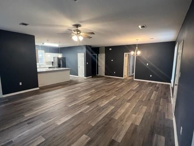 161 Walnut St - Photo 4 of 19