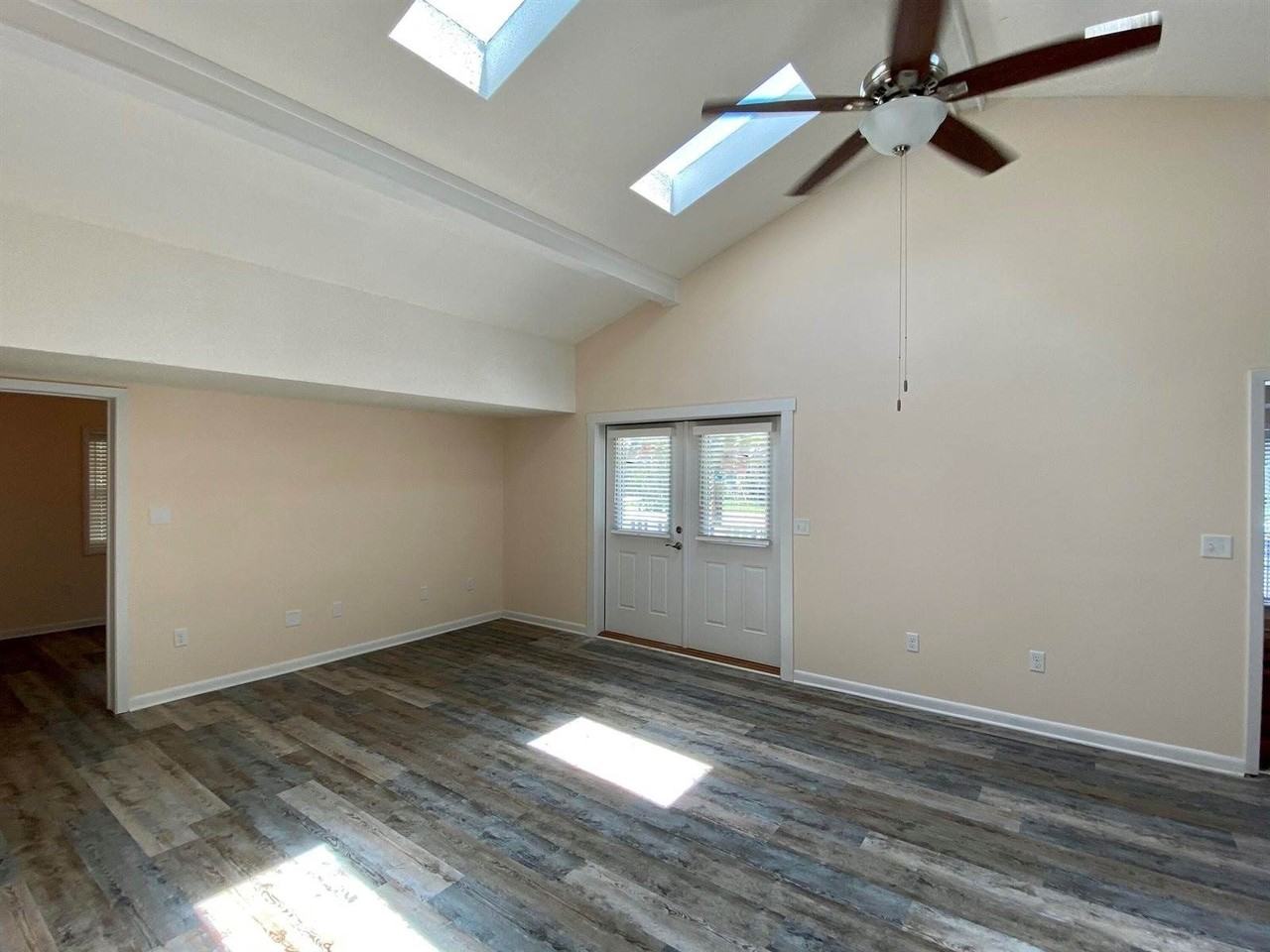 41 Bramble St - Photo 3 of 15