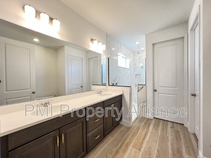 2180 Axel St - Photo 5 of 34