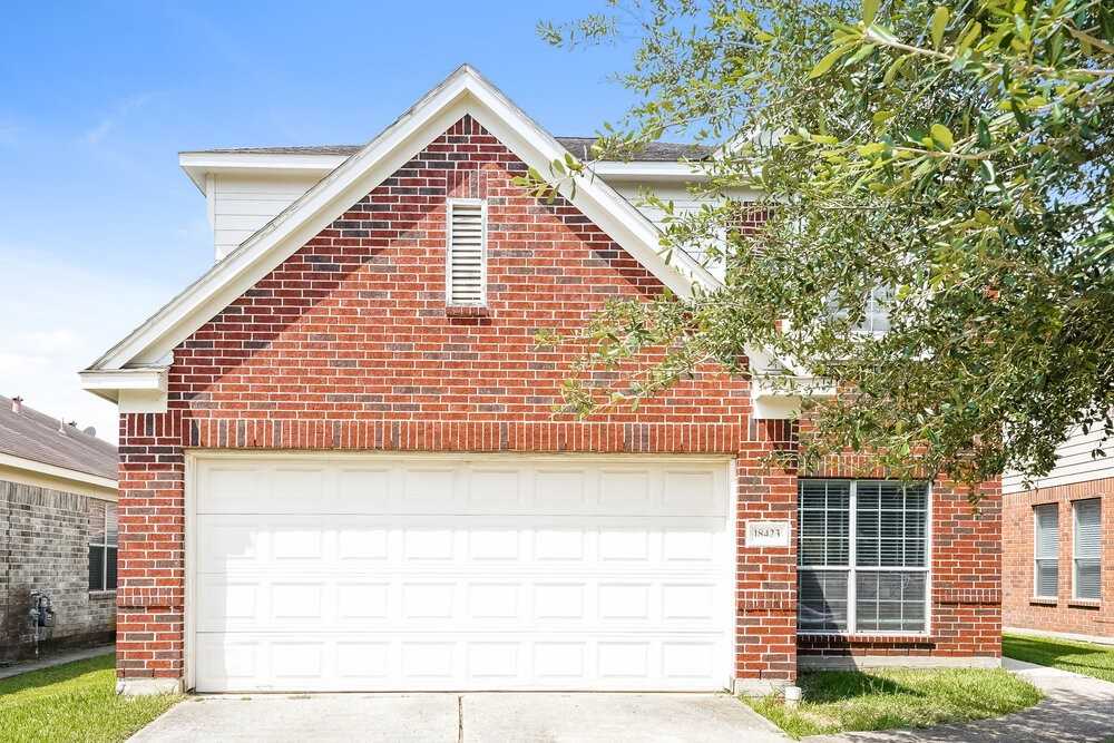 18423 Knob Hill Lake Lane