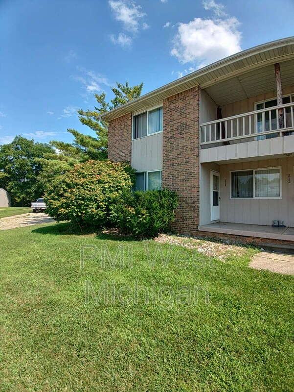 214 Grand Manor Dr - Photo 2 of 14