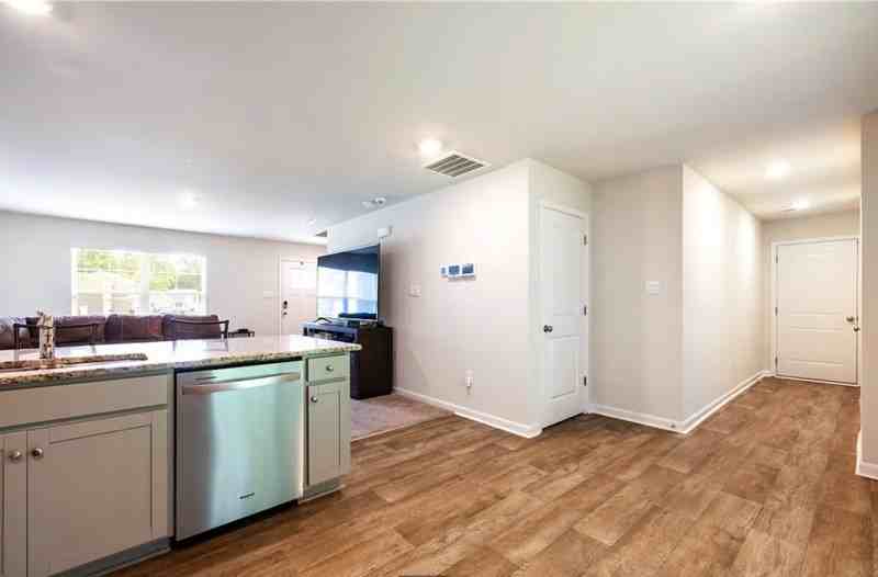 3612 Roselawn Ter - Photo 6 of 28