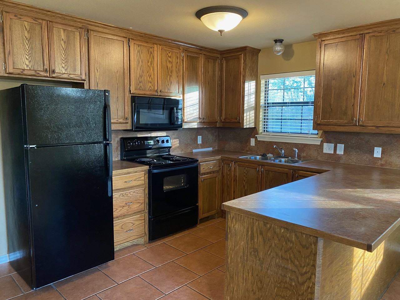 3402 Parish Circle - Photo 3 of 14
