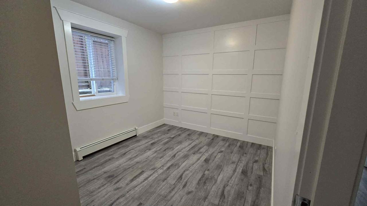 15136 60 Avenue - Photo 3 of 5