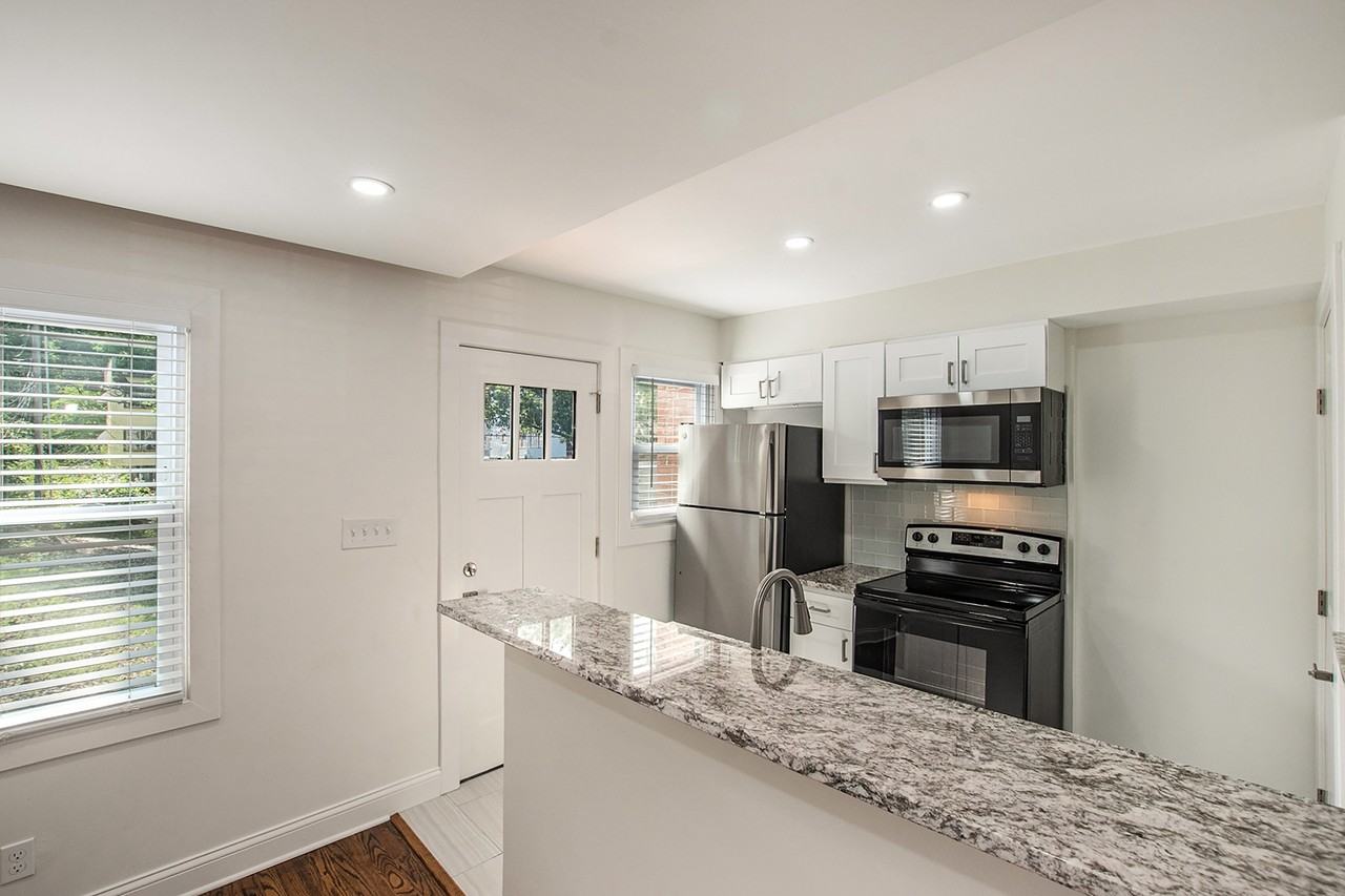 Baltimore Townhomes 5016-5050 - Photo 5 of 26