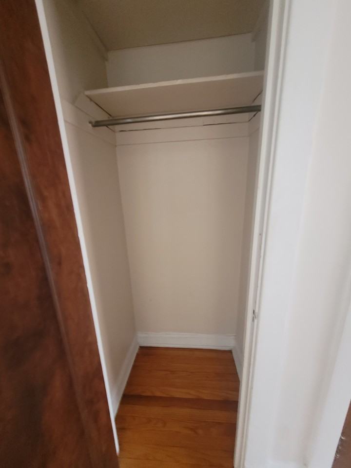 7665-7715 N. Sheridan - Photo 6 of 22