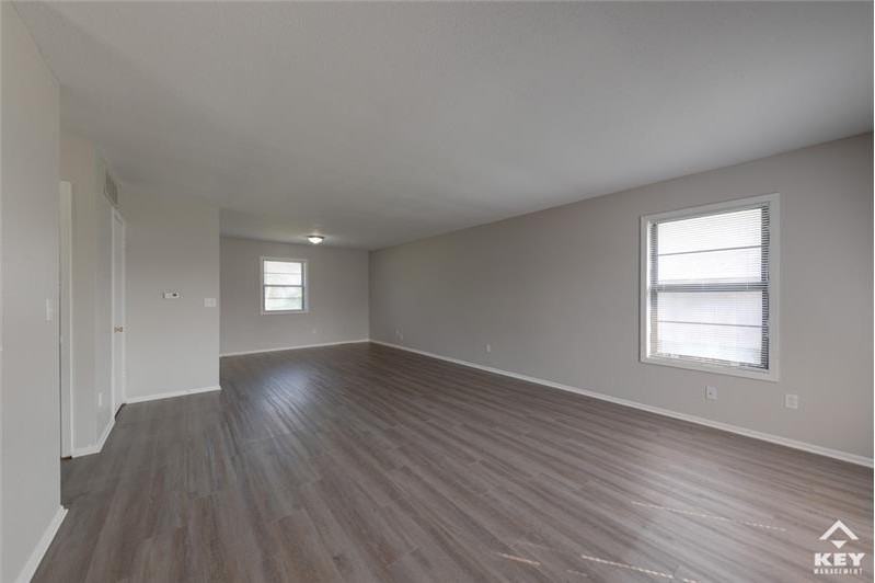 3031 S Brandywine St - Photo 3 of 16