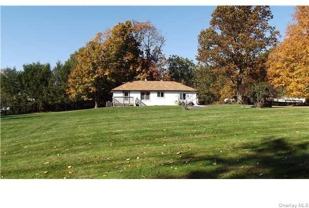 809 Mount Airy Rd - Photo 1 of 1