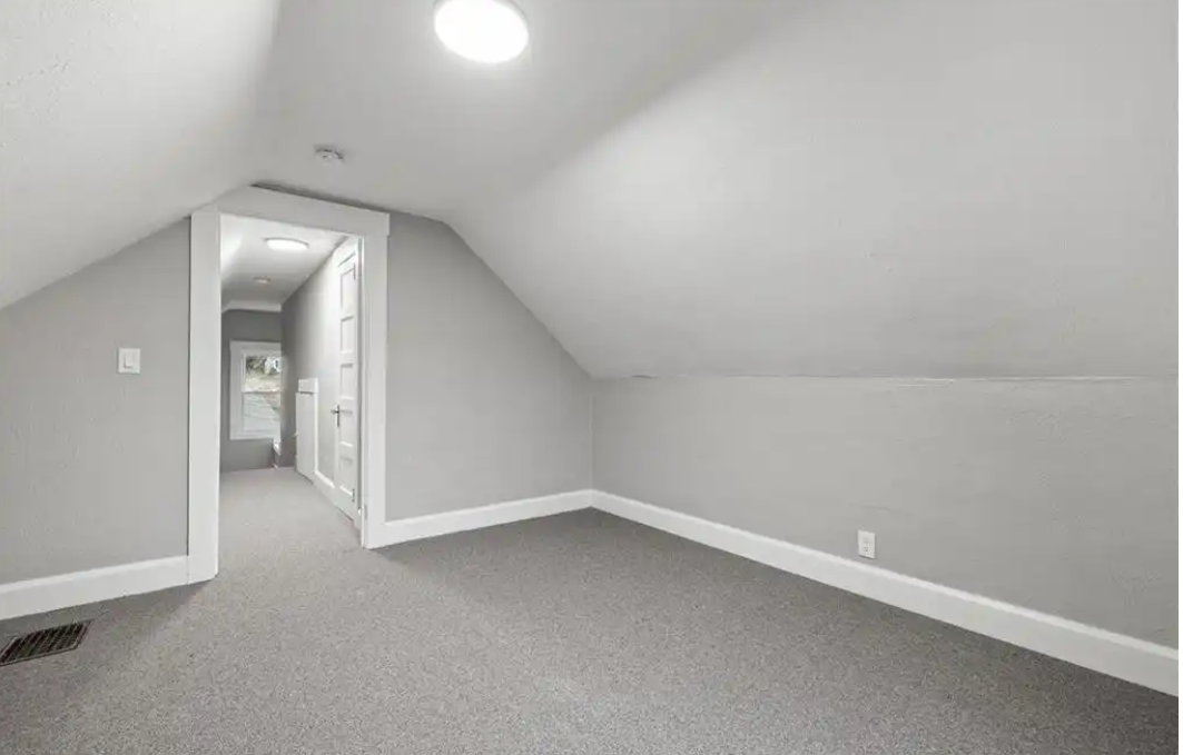 214 Greene St #214 - Photo 4 of 18