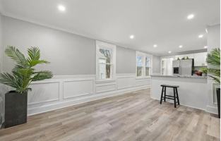 featured image of 214 Greene St #214