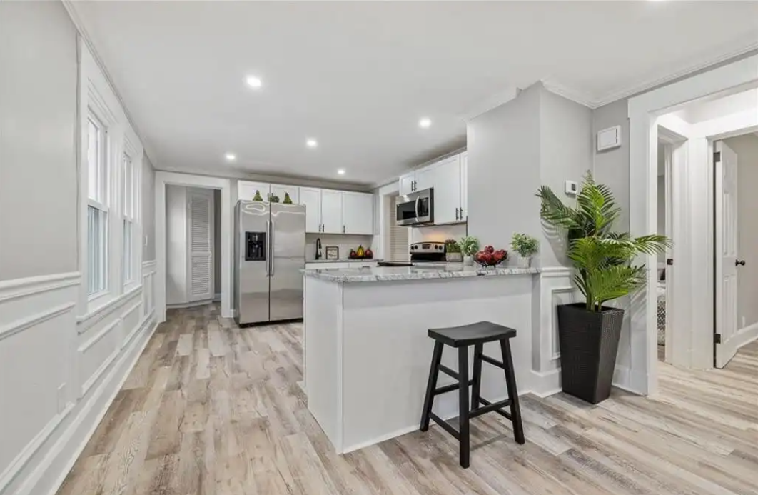 214 Greene St #214 - Photo 5 of 18