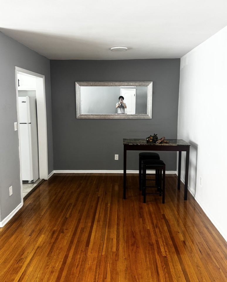 103 N Hayworth Ave #3 - Photo 5 of 12