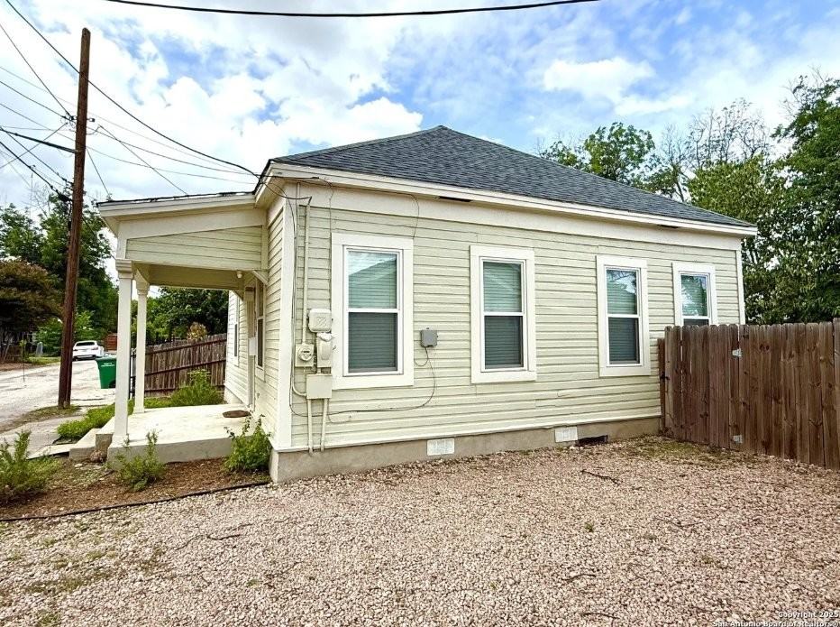 114 Oleander St #NA - Photo 3 of 18