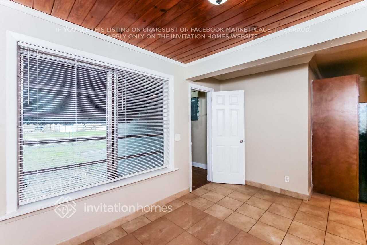 6460 Grant Ct - Photo 7 of 17
