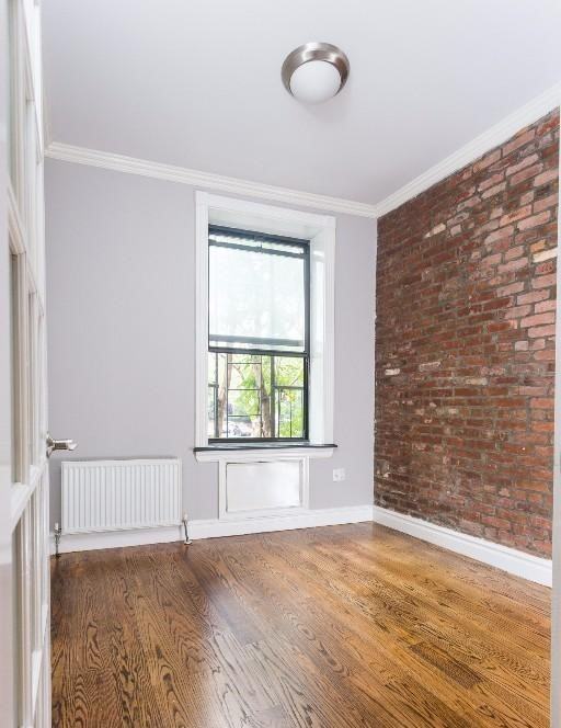 E 1st St #5R - Photo 5 of 6