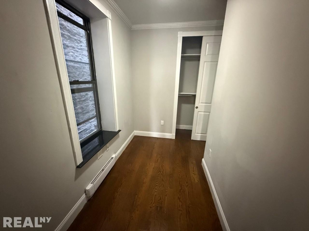 W 103rd St #3FW - Photo 2 of 6