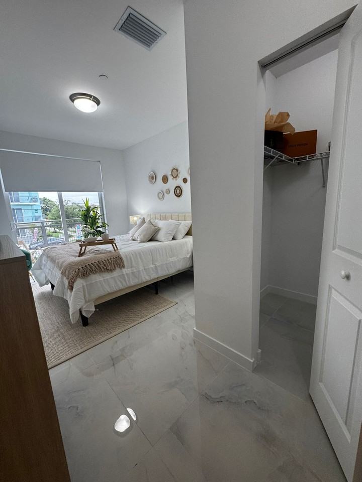 1150 Southwest 70th Avenue - Photo 3 of 8